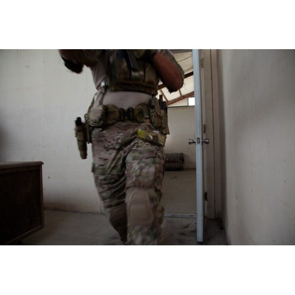 BFG 10 Speed Belt Pouch Hanger for Marco Coyote - Platatac