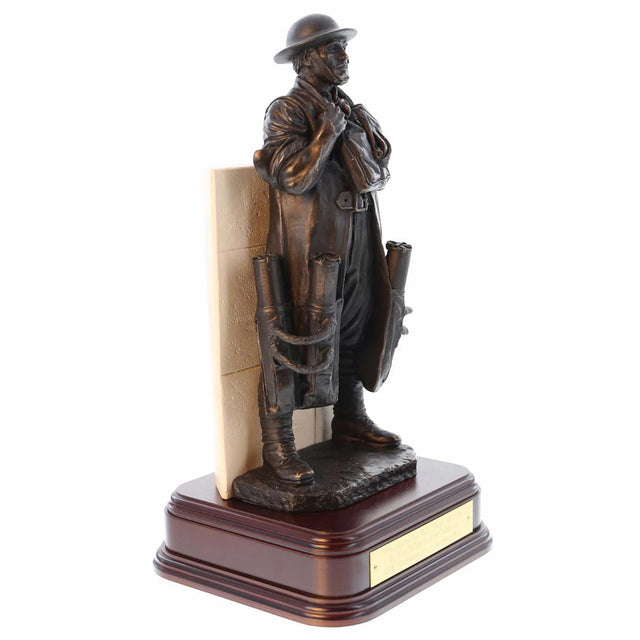 Ballantynes Royal Artillery 'Loader', World War One, Bronze Statue
