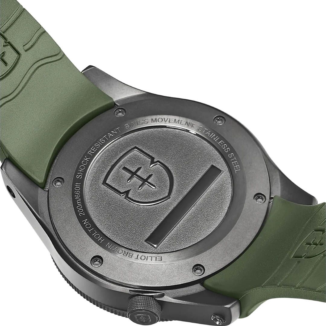 Elliot Brown Holton R04