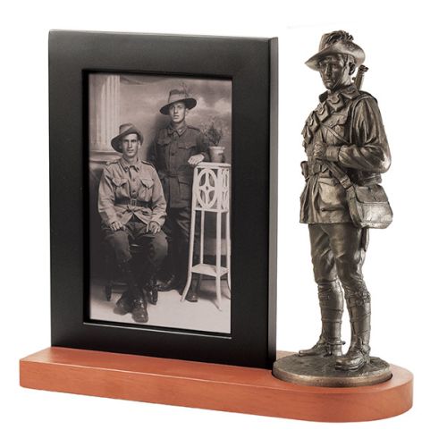 Naked Army "ALH WW1" 7"/180mm Figurine With Photo Frame